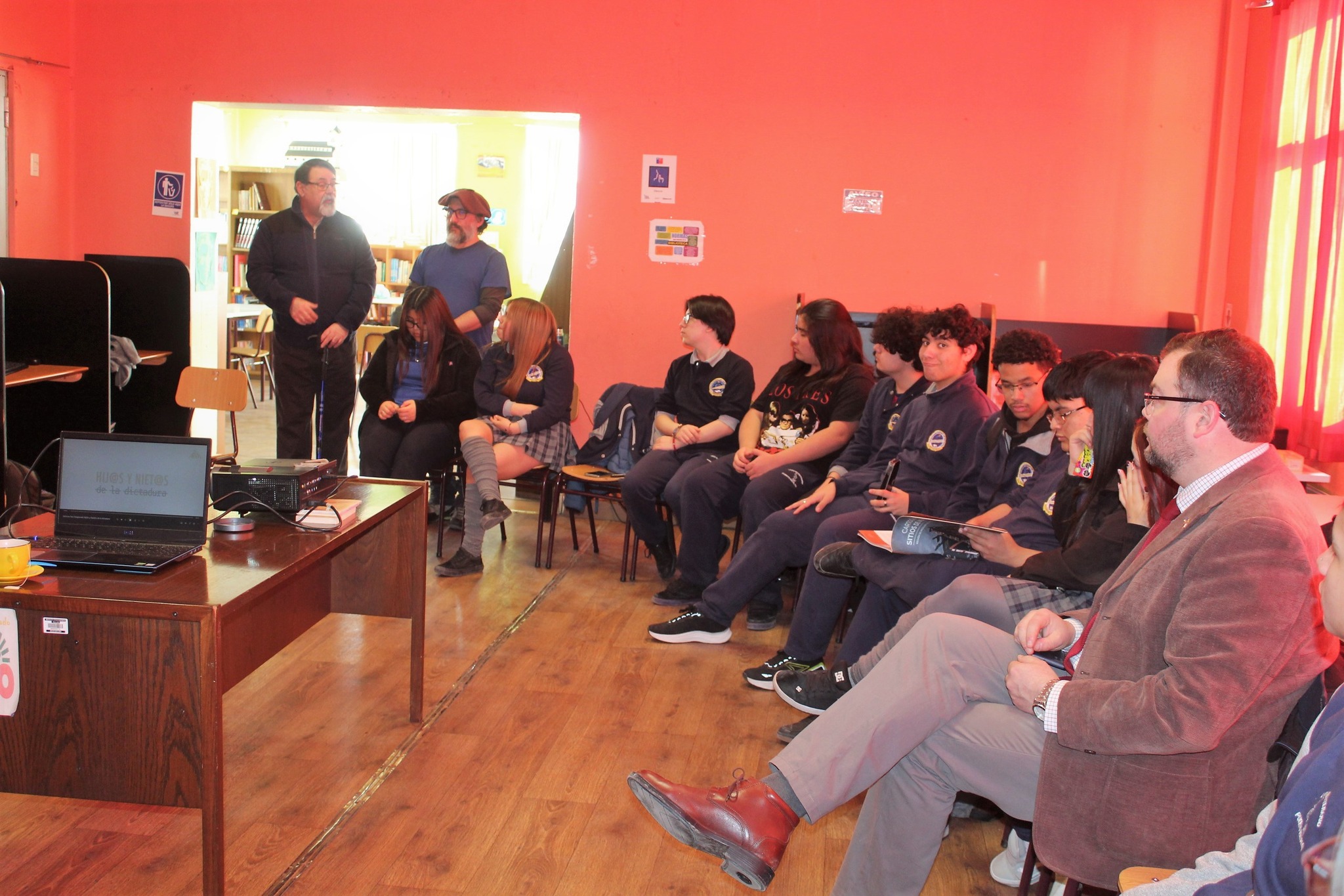 Conversatorio Itinerante «Daño transgeneracional y sitios de memoria» se realizó en Puerto Natales