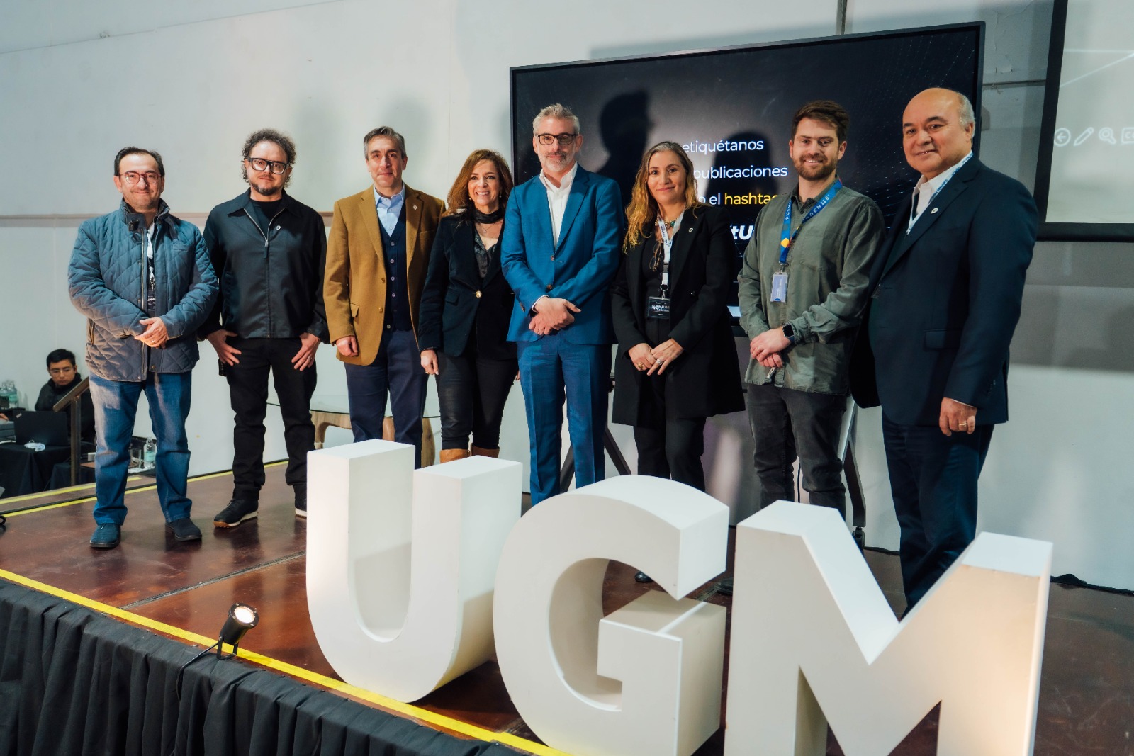 Uso de IA, intergeneracional, con creatividad y con aprendizaje permanente: el futuro del trabajo que está llegando a las organizaciones